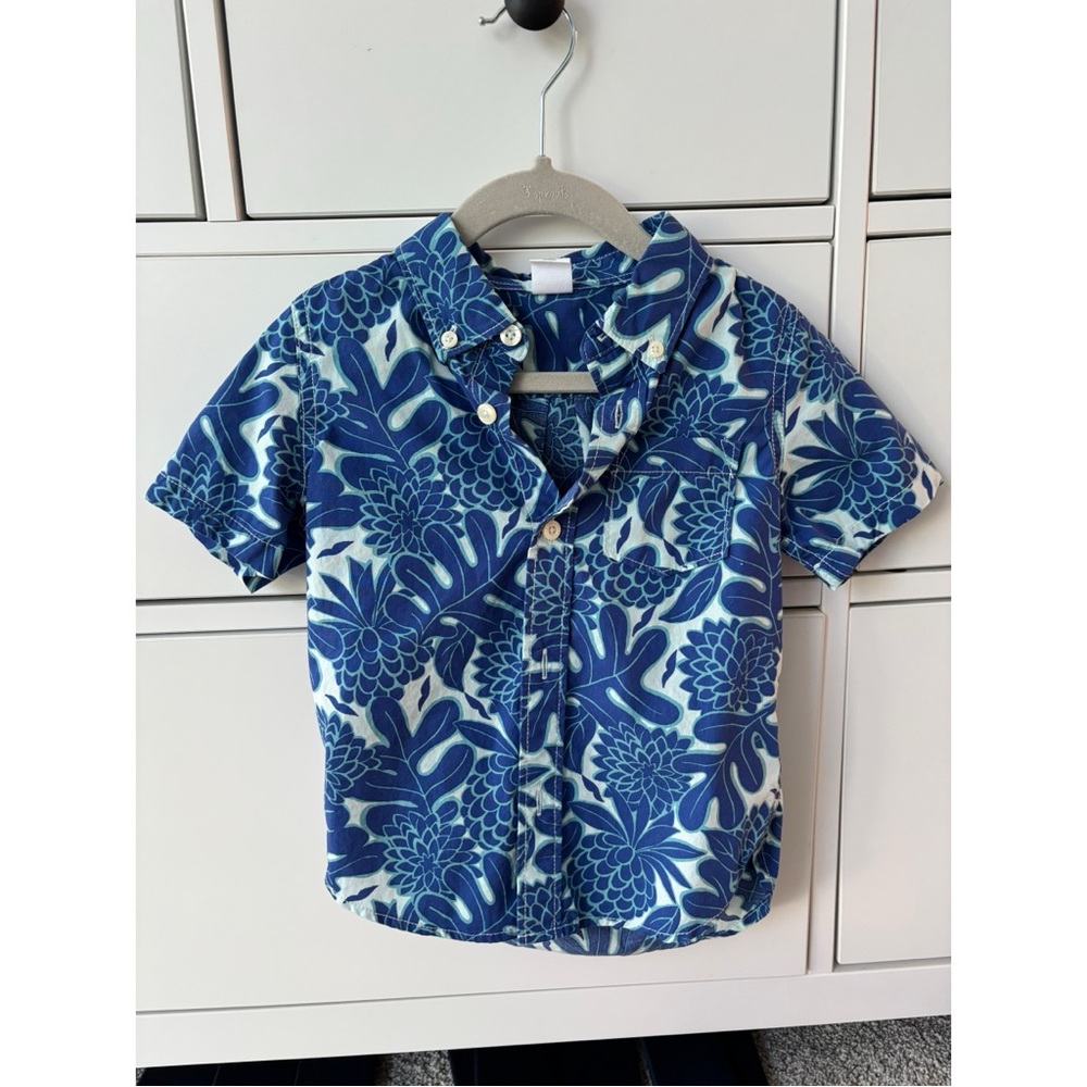GAP Tropical Button-Down Shirt
